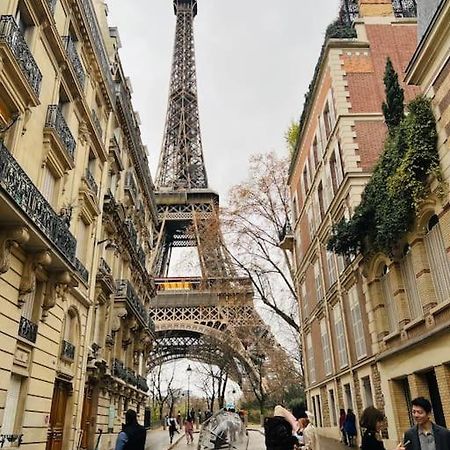 Au Pied De La Tour Eiffel Appartamento Parigi Esterno foto